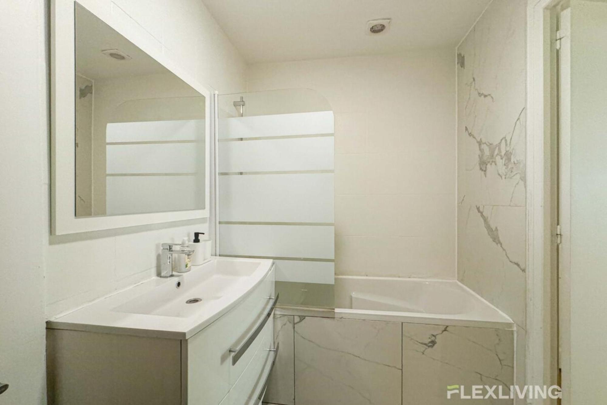 Flexliving - Whole Flat - Banquier Appartement Parijs